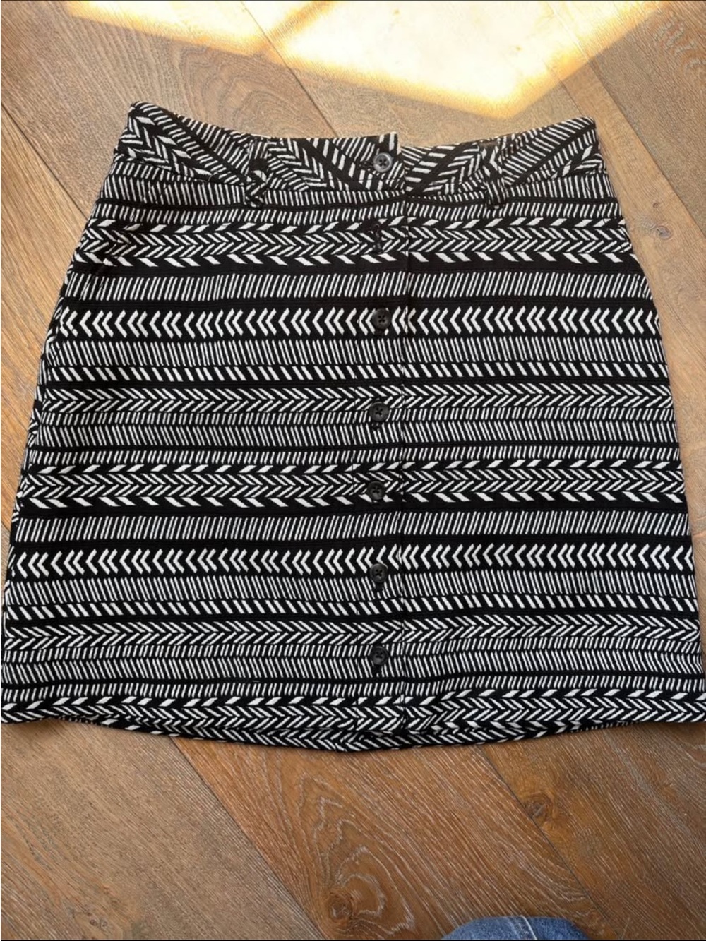 Maeve by Anthropologie Black & White Patterned Button-Front Skirt